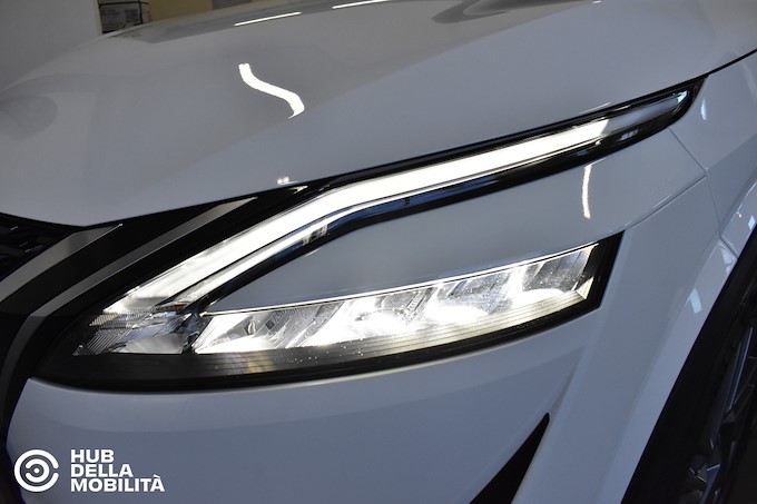 NISSAN Qashqai MHEV 140 CV Business